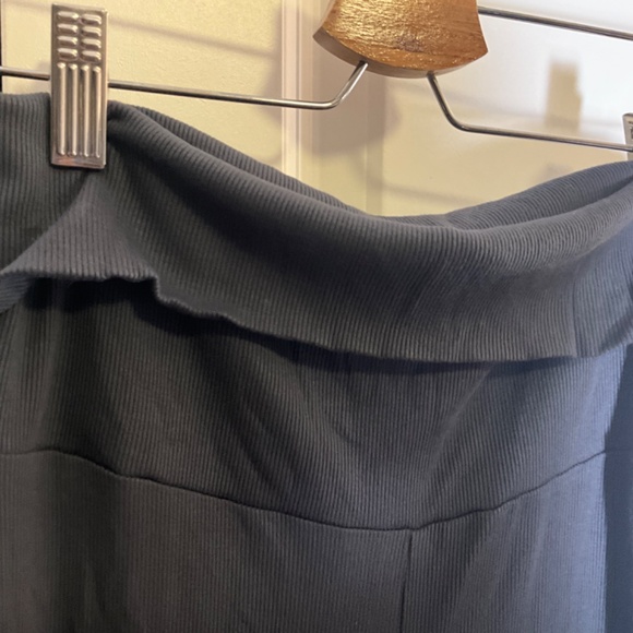 NEW Waist folded flared yoga pants bundle L - Picture 8 of 9